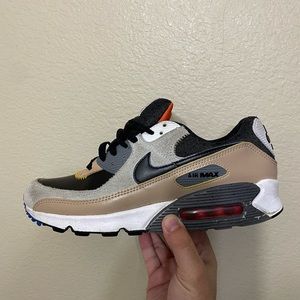 Nike Air Max 90 “Alter & Reveal”